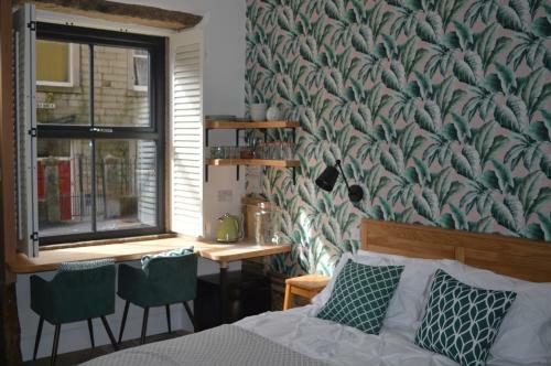 Hostal Grooms House