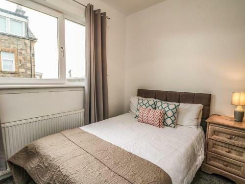 Cosy 3 Bed Cottage In Helensburgh