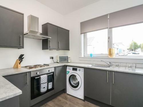 Cosy 3 Bed Cottage In Helensburgh