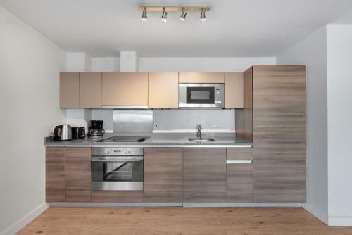 Apartamento Suites By Rehoboth - Raf Museum - Beaufort Park