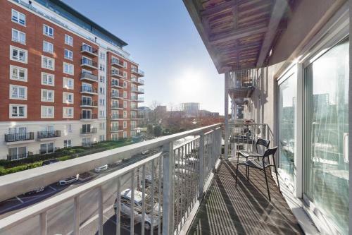 Apartamento Suites By Rehoboth - Raf Museum - Beaufort Park