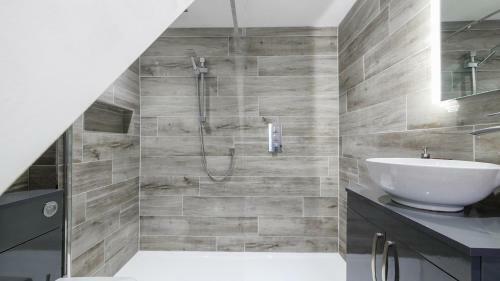 The Hadrian Apartment