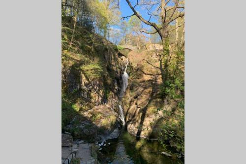 Relaxing Family Caravan Stay In The Lakes