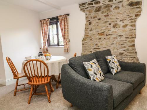 Honey Bee Cottage