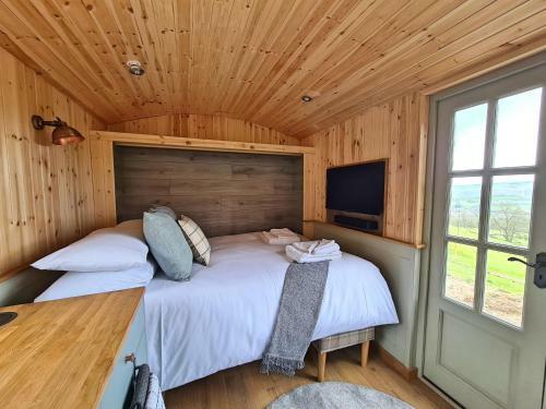 Lodge Peak District Shepherds Hut