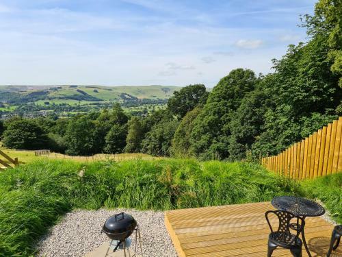 Lodge Peak District Shepherds Hut