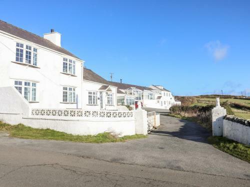 5 Porthdafarch South Cottages