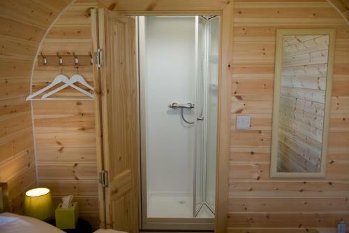 Bed & Breakfast Coastal Pods