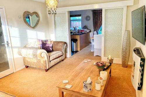 Luxury 3 Bedroom House In Handbridge