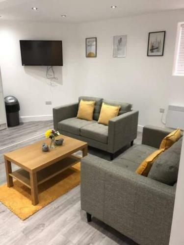 Luxury Apartment Near City Centre With Parking