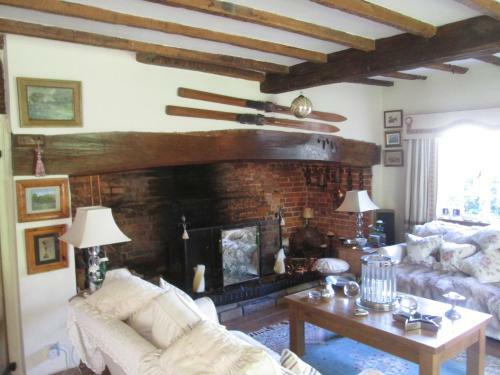 Bed & Breakfast Clayton Wickham Farmhouse