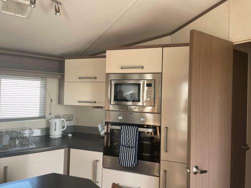 Heacham Gold Caravan