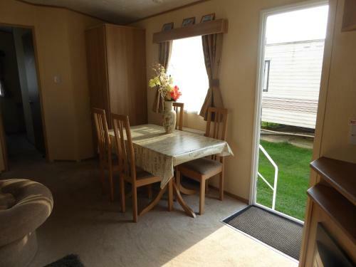 Heacham Gold Caravan