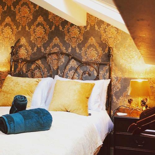 Hostal The Gin Lounge Rooms