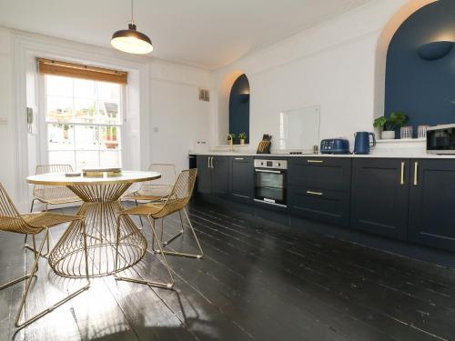 Seaview Apartment 1