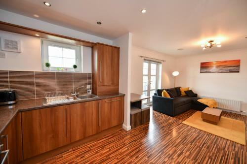 Irvine Luxury Apartment