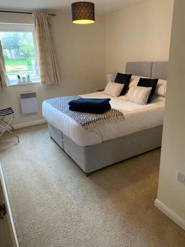 Marina, Ipswich Town Centre - Apartment 5