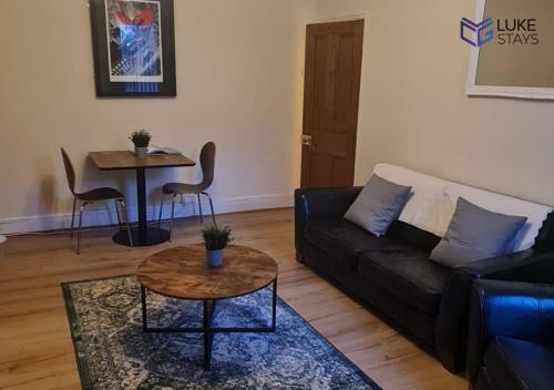 Apartamento ? Stunning 2 Bed Flat ? Parking ? Fast Wifi?
