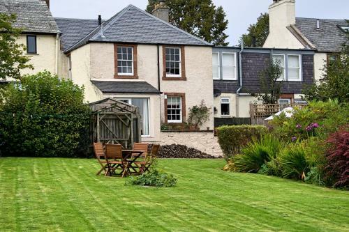 Violet Cottage