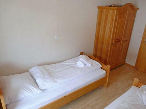 Apartment I3