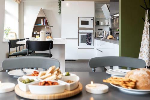 Mint Mill: New Riverside Apartment In Historic Mill