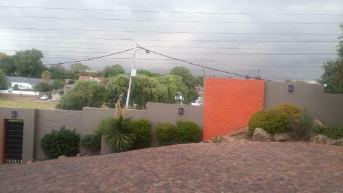 Hostal Mzanzi Rock Guesthouse