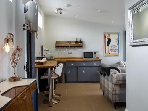 Jackdaws - Stylish Rural Apartment In Central England
