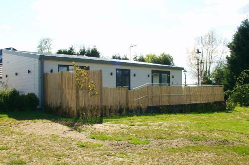 Jackdaws - Stylish Rural Apartment In Central England