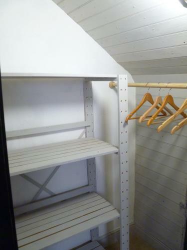 Charming Spacious Apartment, Kidderminster