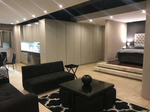 Apartamento 1611: The Franklin Luxury Suites