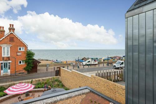 Home With Sea Views Next To The Beach!
