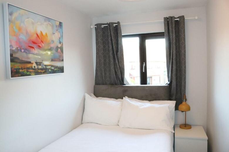 Sterling Apartment, Dartford 5