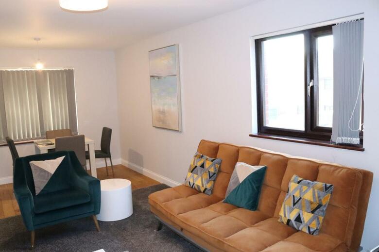 Sterling Apartment, Dartford 5