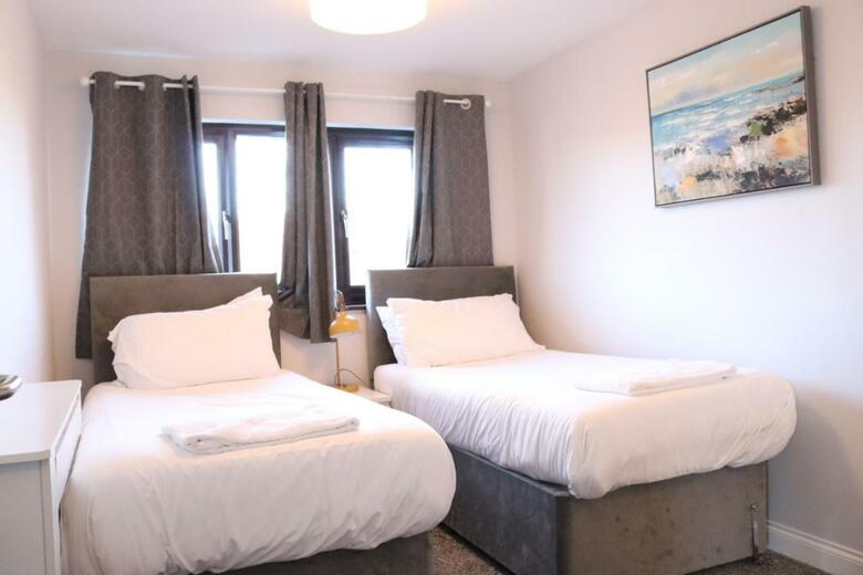 Sterling Apartment, Dartford 5