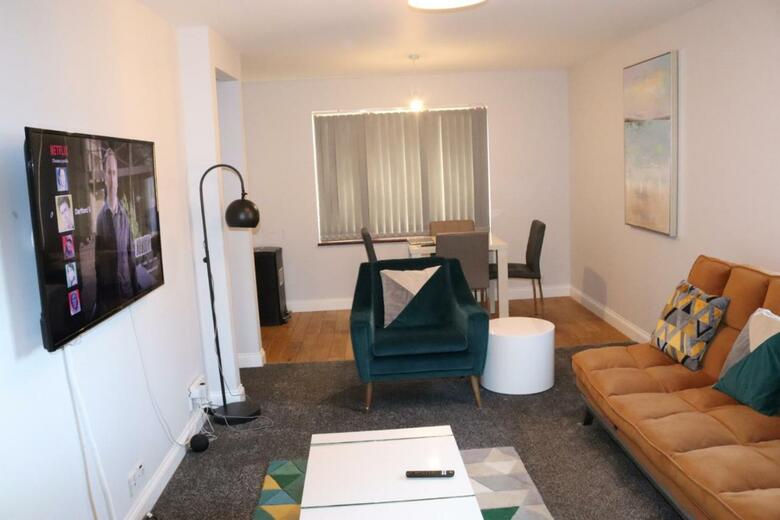 Sterling Apartment, Dartford 5