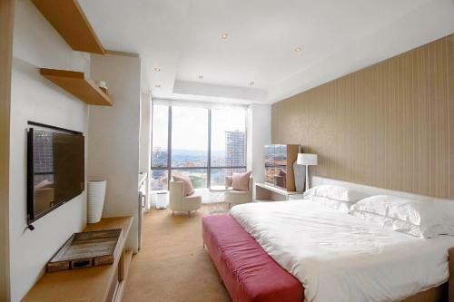 Sandton Luxury Apartment