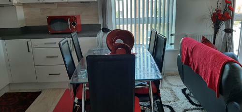 2 Bed Home Stay Apartment