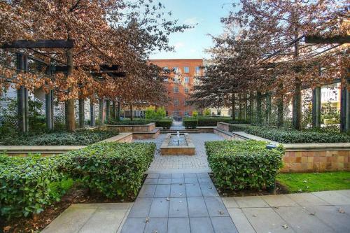 Melrose Arch Luxury Apartment