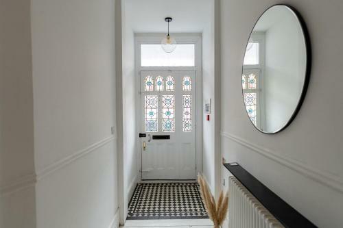 Bed & Breakfast Doghouse Margate