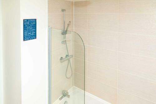 Graceful Home Away Sittingbourne 3bh