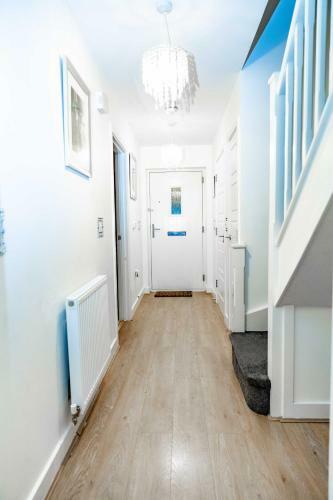 Graceful Home Away Sittingbourne 3bh