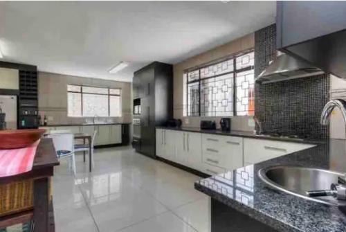 Bed & Breakfast Exquisite Hide Out In Sandton, Double Room (en-suite Bathroom)