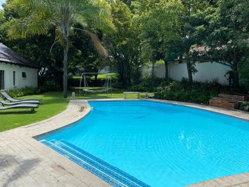 The Orca, Bryanston Entire 4 Bed House