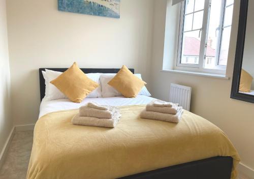 Ashford Holiday Home Sleeps 6
