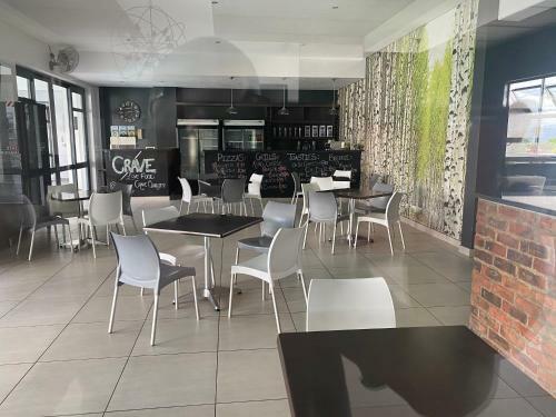 Greenstone Ridge Apartment