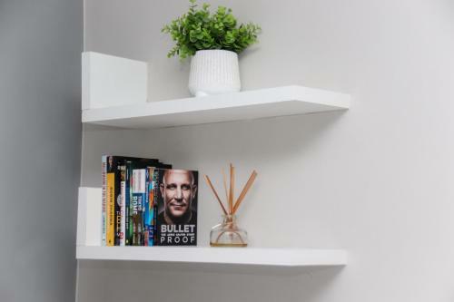 ?pop Inn? Modern Apartment In Heart Of Bryanston