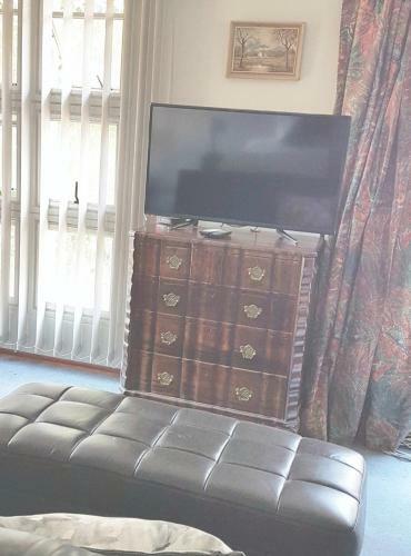 Hostal Suite Oaks Bryanston -blue Starling X King Suite