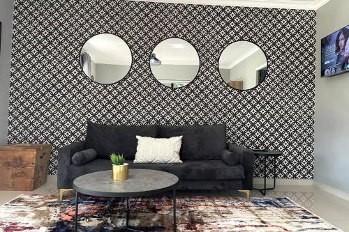 57 On Stighling Luxury Studio Apartment 4
