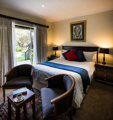 Hostal Gallo Manor Executive Bed & Breakfast