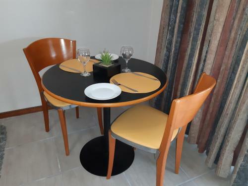 9 - Non Smoking Ground Floor Apartment - Bedfordview